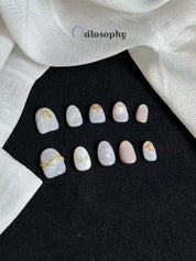 Lavender Marble Press-On Nails – Short Oval with Gold Foil & 3D Accents