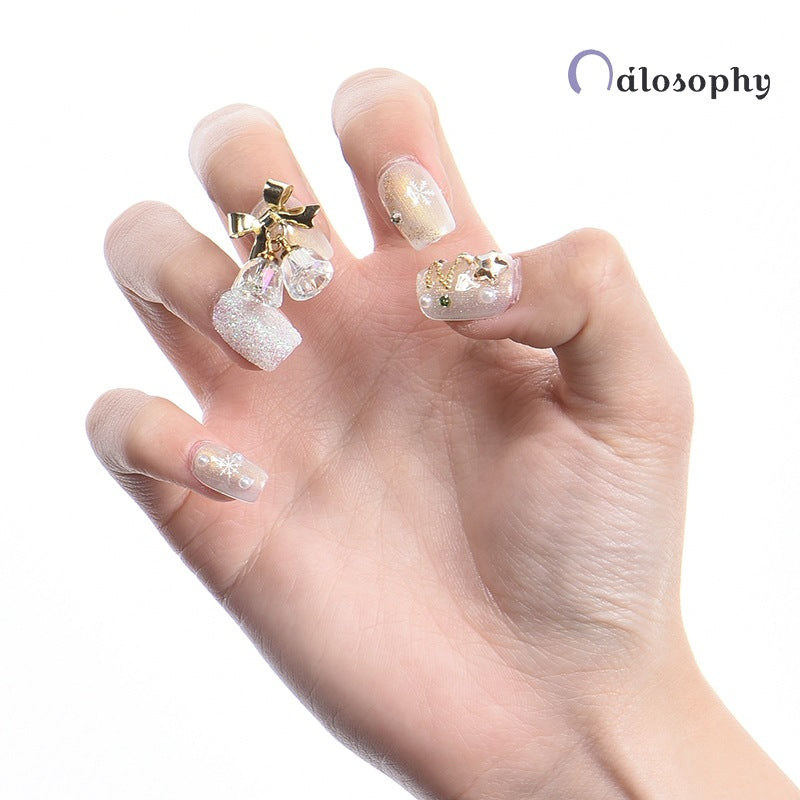ネイルチップ クリスマス 冬ネイル ホワイト ゴールド 3Dチャーム ベル ツリー 雪の結晶 スクエア型 10枚セット 工具付き 貼るだけ リユース可能
